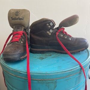 Vintage 2000 Timberland hiking boots